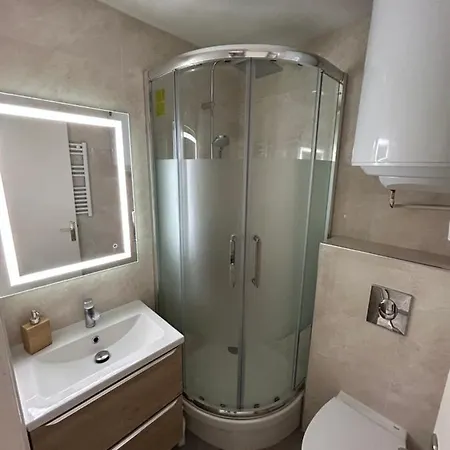 App T2 Climatise , 200 M