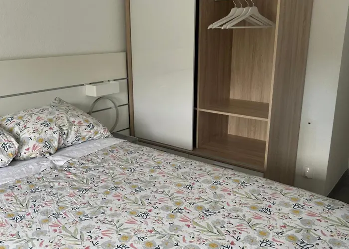 Appartement App T2 Climatise , 200 M Sète